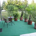 Hisa Marjetica