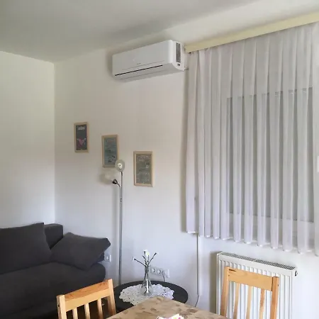 Hisa Marjetica * Máribor